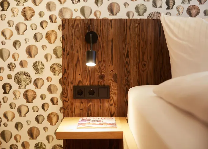 Binnendiek Haus 6 11 *